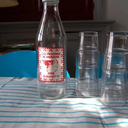 Nyaraló Bleu Menil-Vin